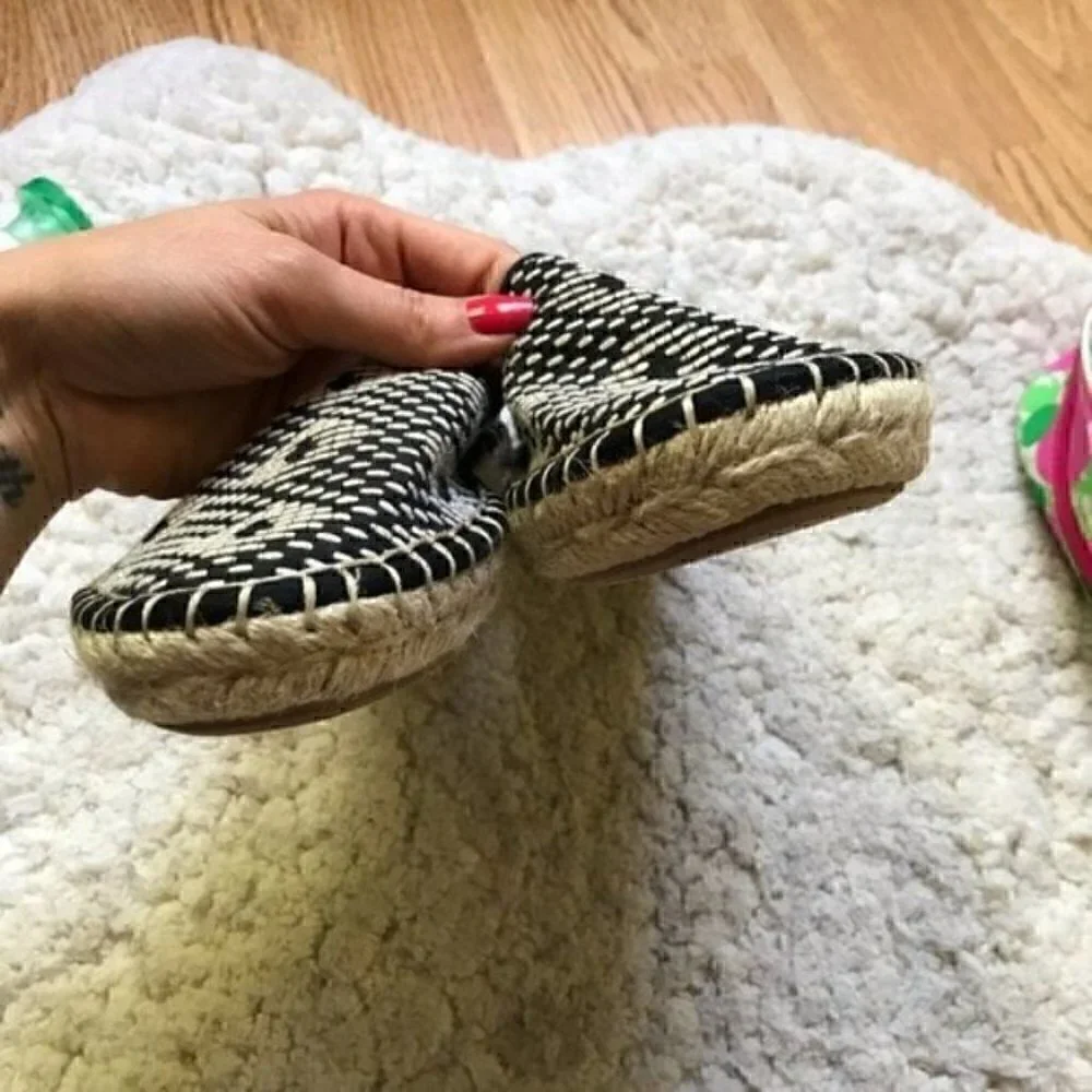 DV by Dolce Vita Desiree Aztec Espadrille Womans Sz 6.5